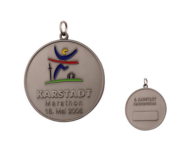 simple marathon medal